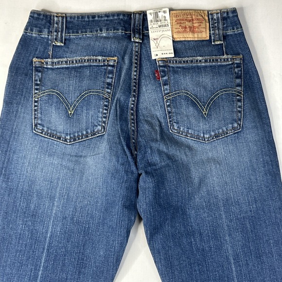 VTG 2006 Levis 525 Boot Cut Jean Womens 8 Misses Mid Rise Stretch Distressed Y2K - Picture 5 of 16